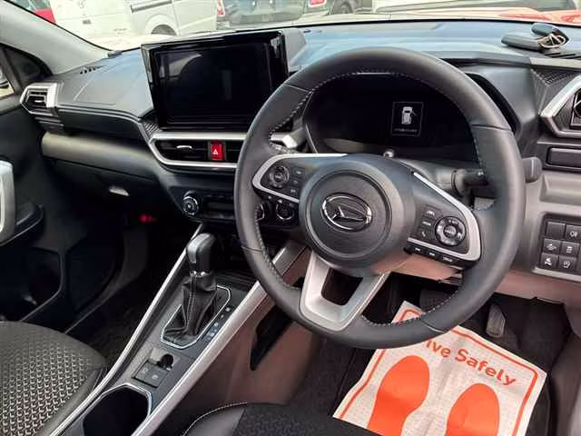 DAIHATSU ROCKY