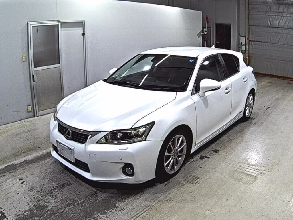 LEXUS CT200H