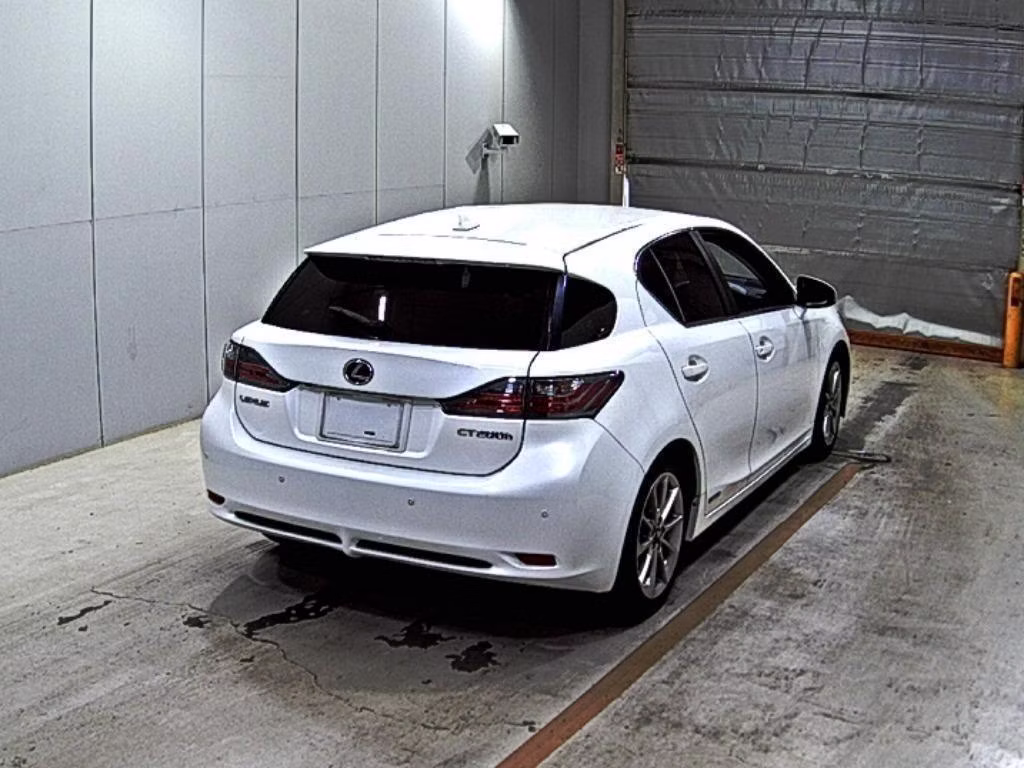 LEXUS CT200H