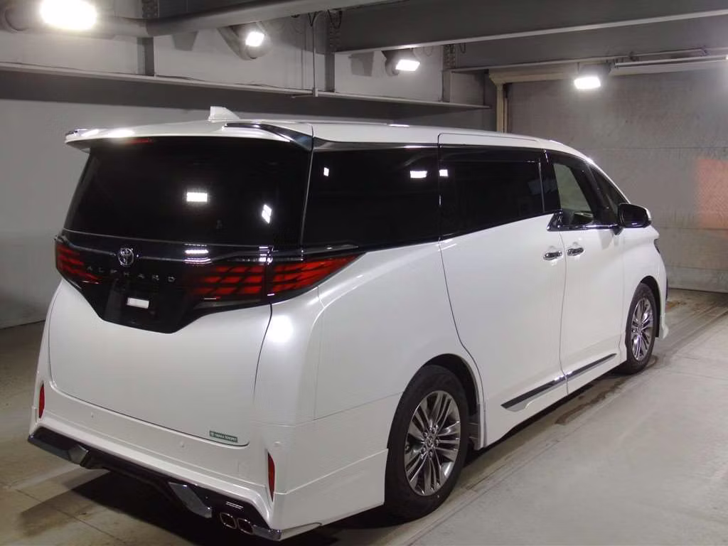 TOYOTA ALPHARD