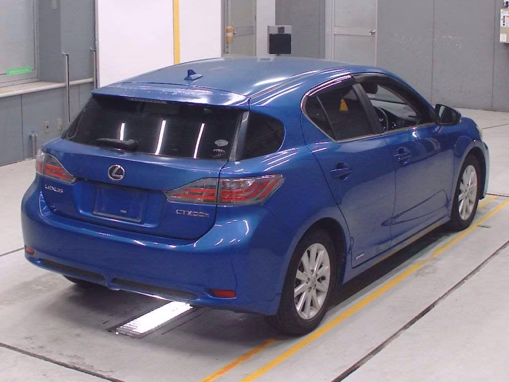 LEXUS CT200H