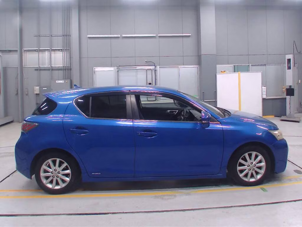 LEXUS CT200H