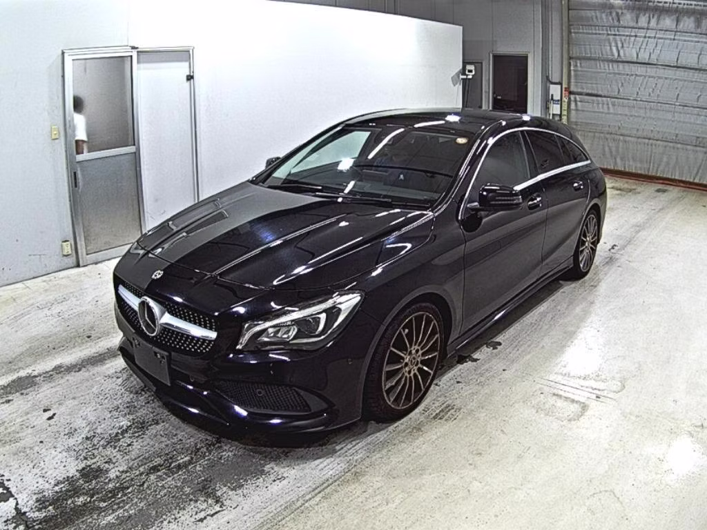 MERCEDES-BENZ CLA-CLASS