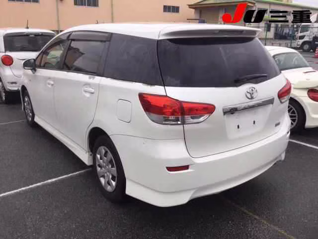 TOYOTA WISH