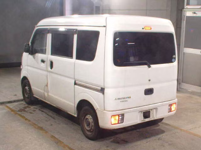 MITSUBISHI MINICAB