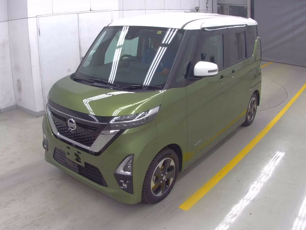 NISSAN ROOX