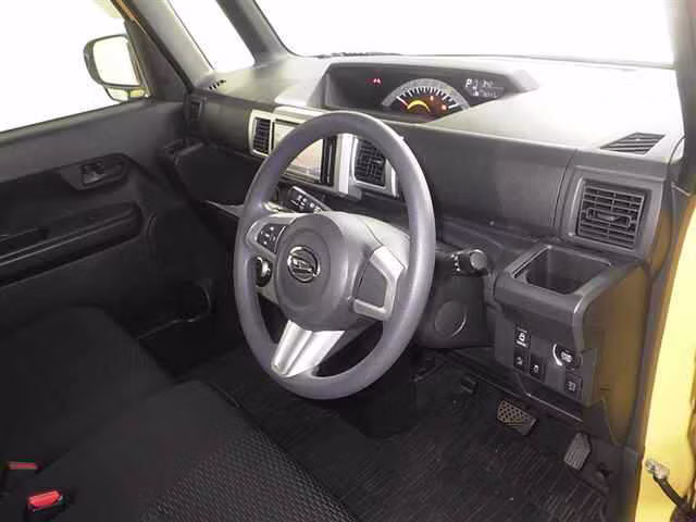 DAIHATSU WAKE
