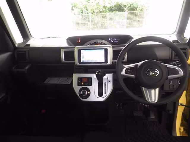 DAIHATSU WAKE