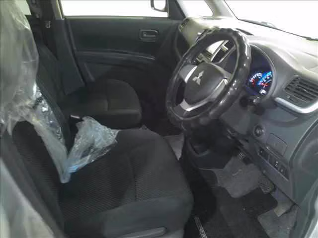 MITSUBISHI DELICA D:2
