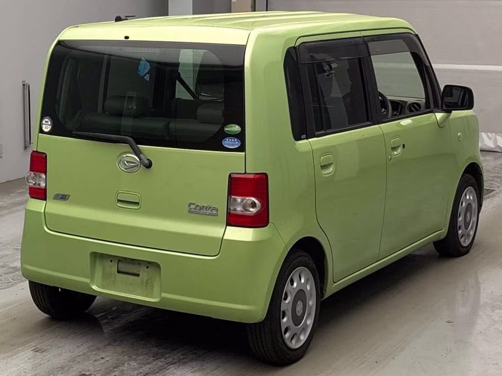 DAIHATSU MOVE CONTE