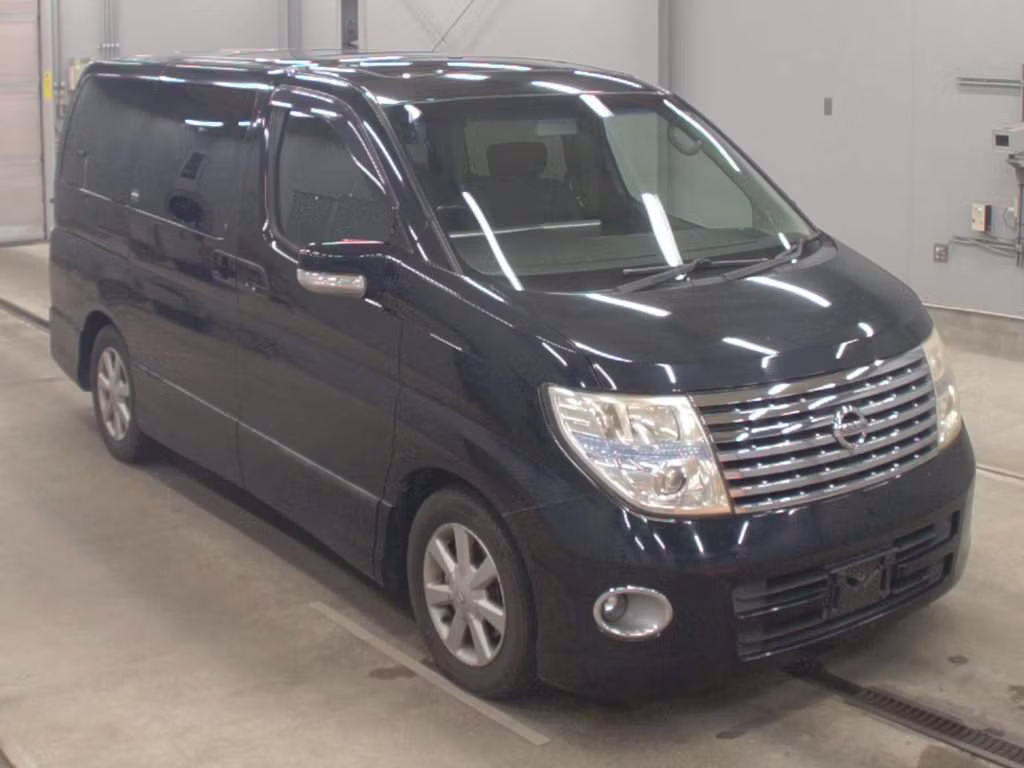 NISSAN ELGRAND
