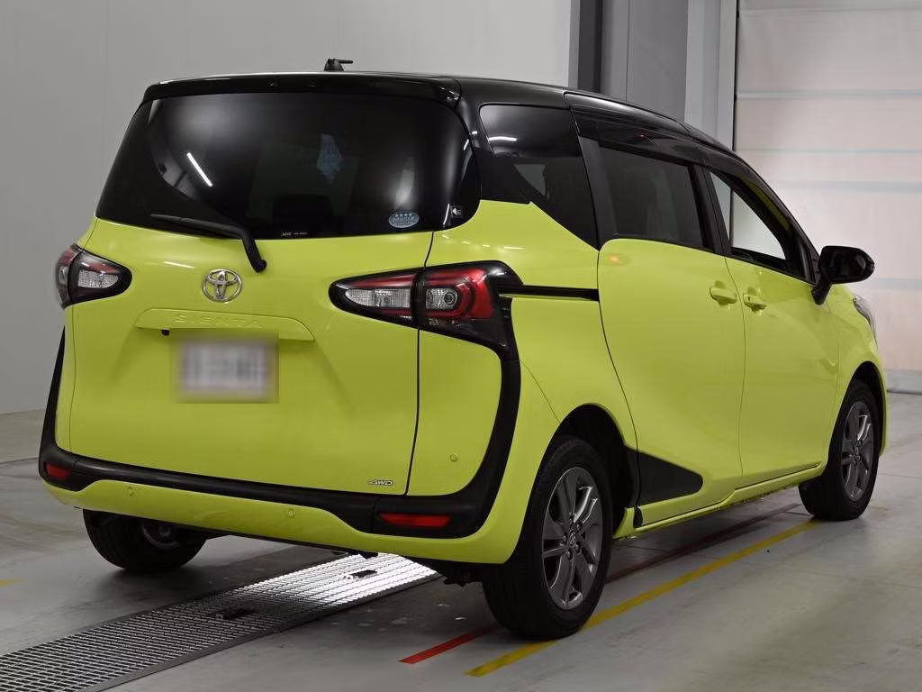 TOYOTA SIENTA