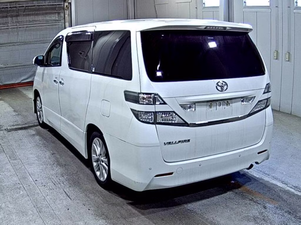 TOYOTA VELLFIRE