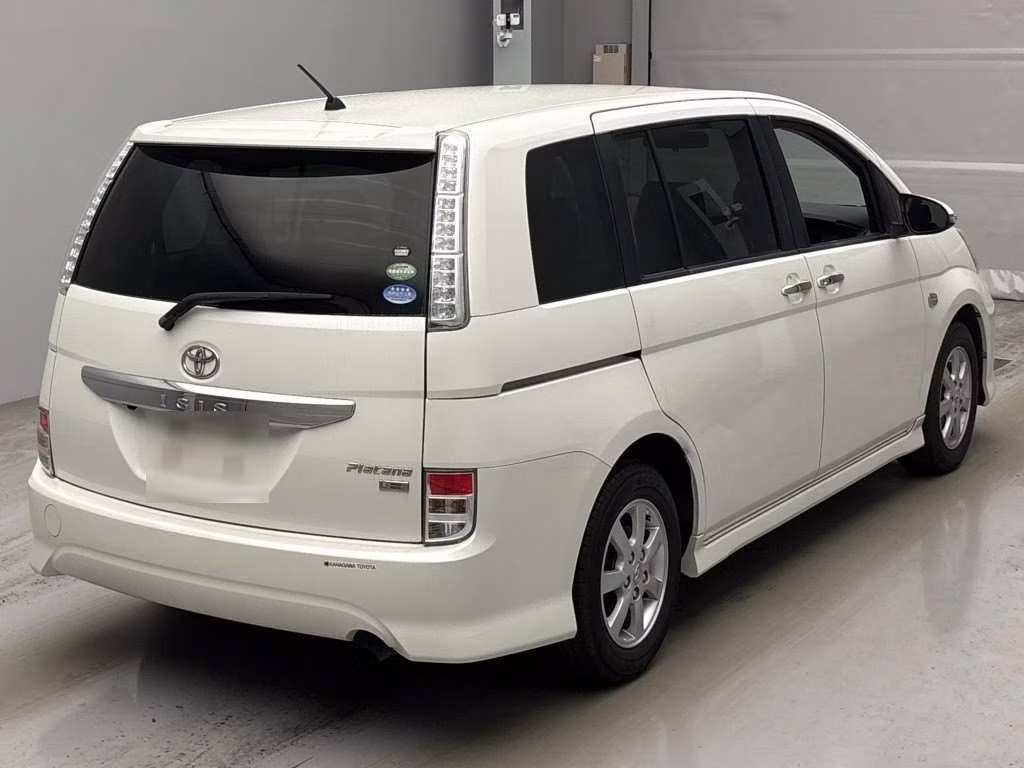 TOYOTA ISIS