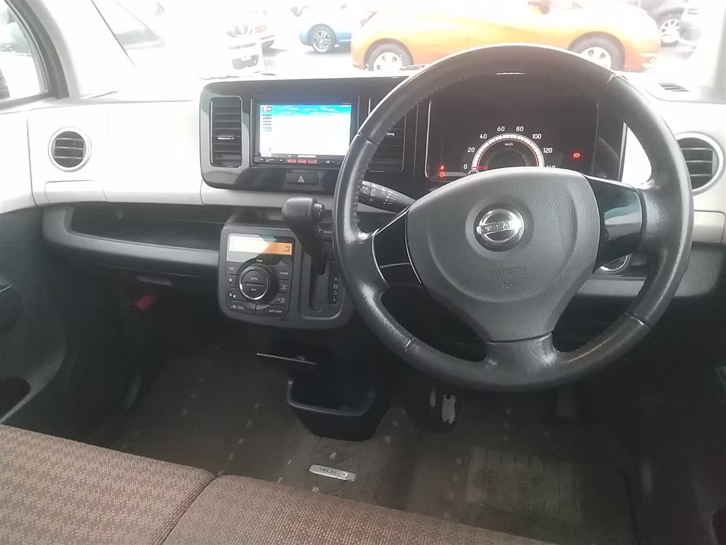NISSAN MOCO