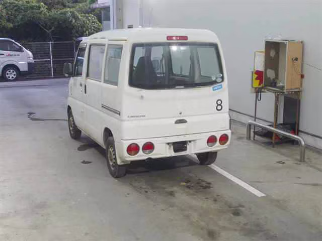 MITSUBISHI MINICAB