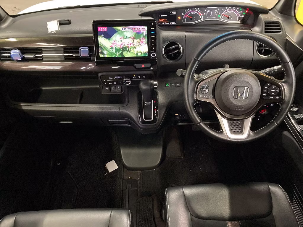 HONDA N-BOX