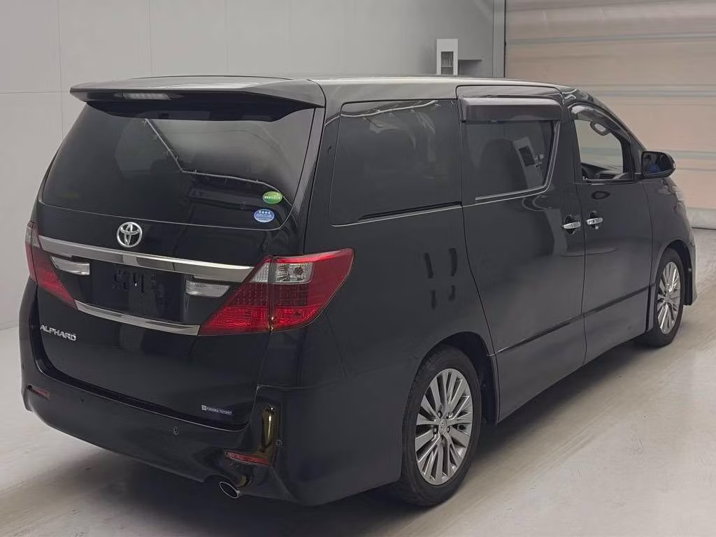 TOYOTA ALPHARD