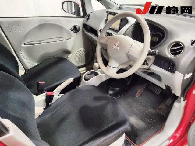 MITSUBISHI I