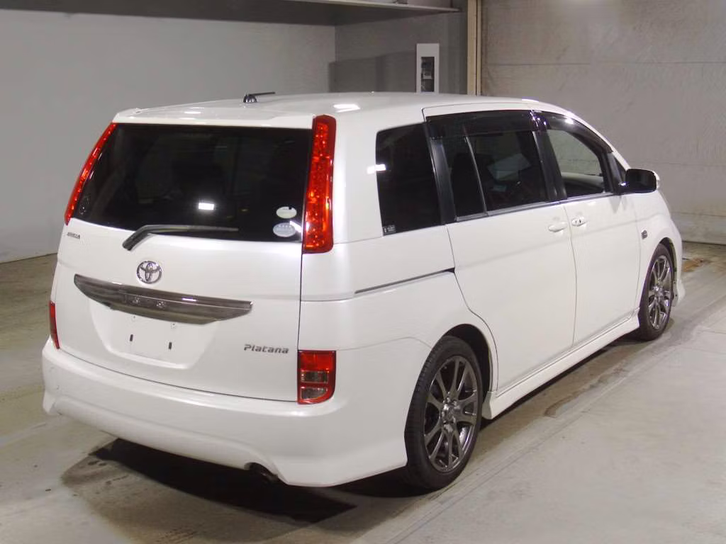 TOYOTA ISIS