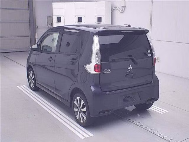 MITSUBISHI EK CUSTOM