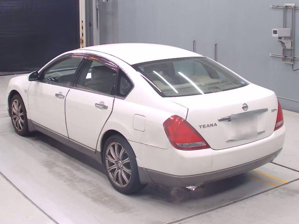 NISSAN TEANA