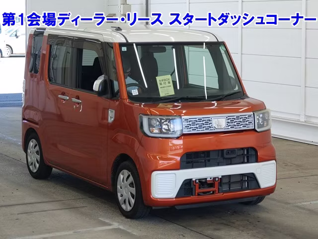 DAIHATSU WAKE