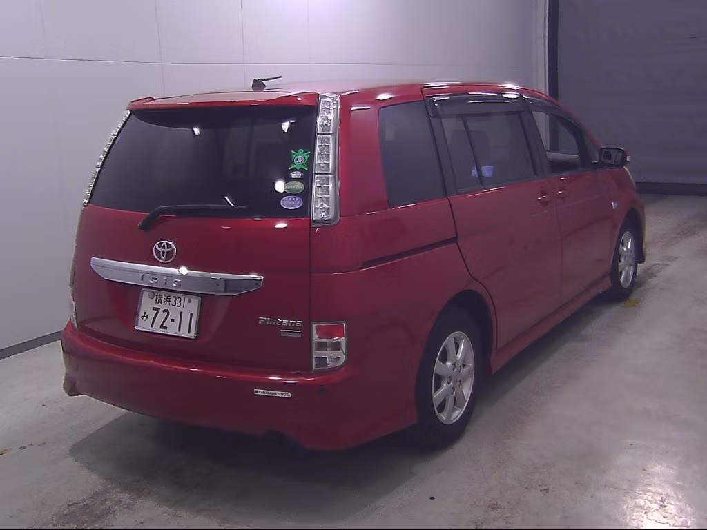 TOYOTA ISIS