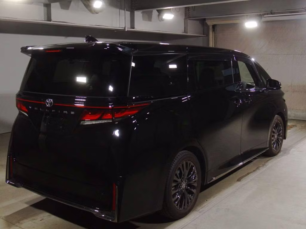 TOYOTA VELLFIRE