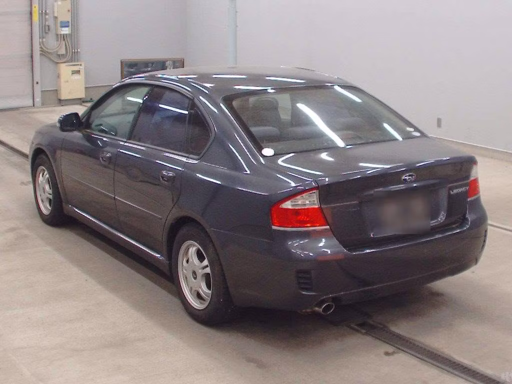 SUBARU LEGACY B4