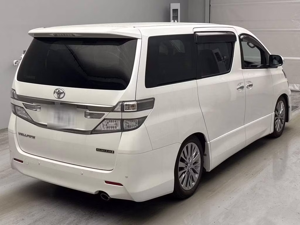 TOYOTA VELLFIRE