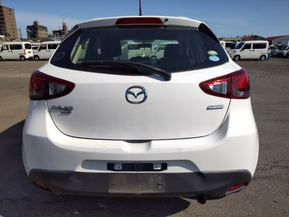 MAZDA DEMIO