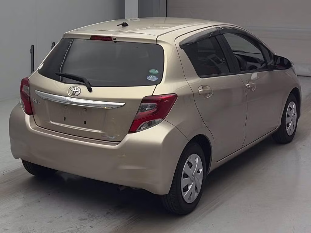 TOYOTA VITZ