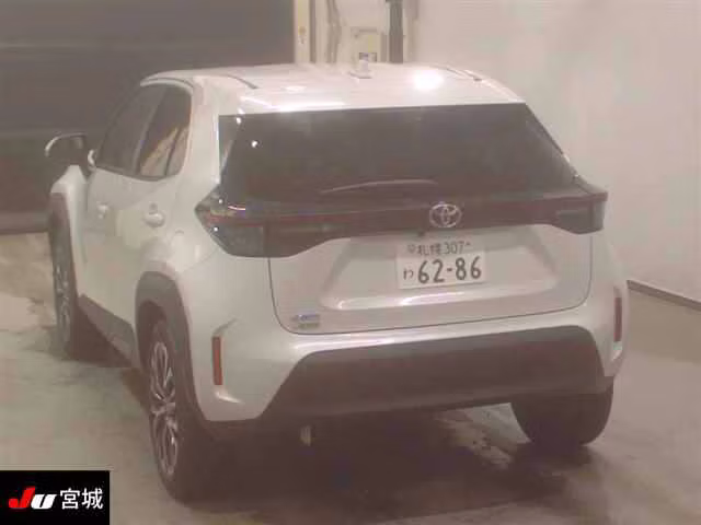 TOYOTA YARIS CROSS