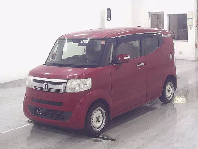 HONDA N-BOX SLASH