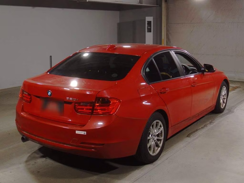 BMW 3-SERIES