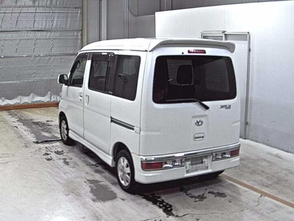 DAIHATSU ATRAI