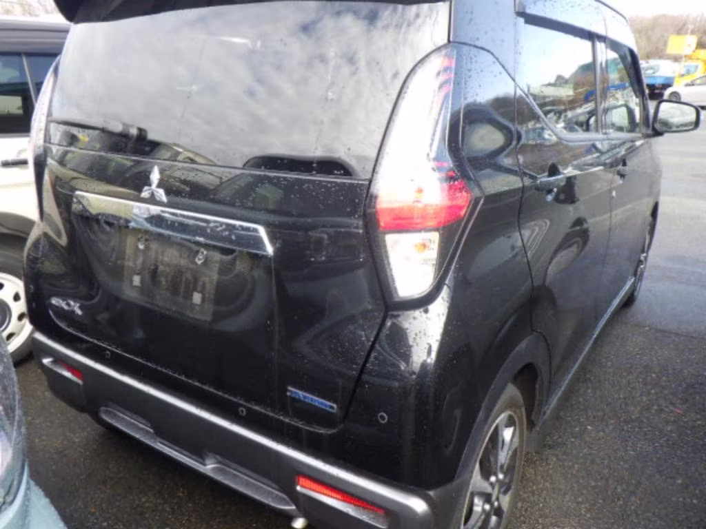 MITSUBISHI EK X
