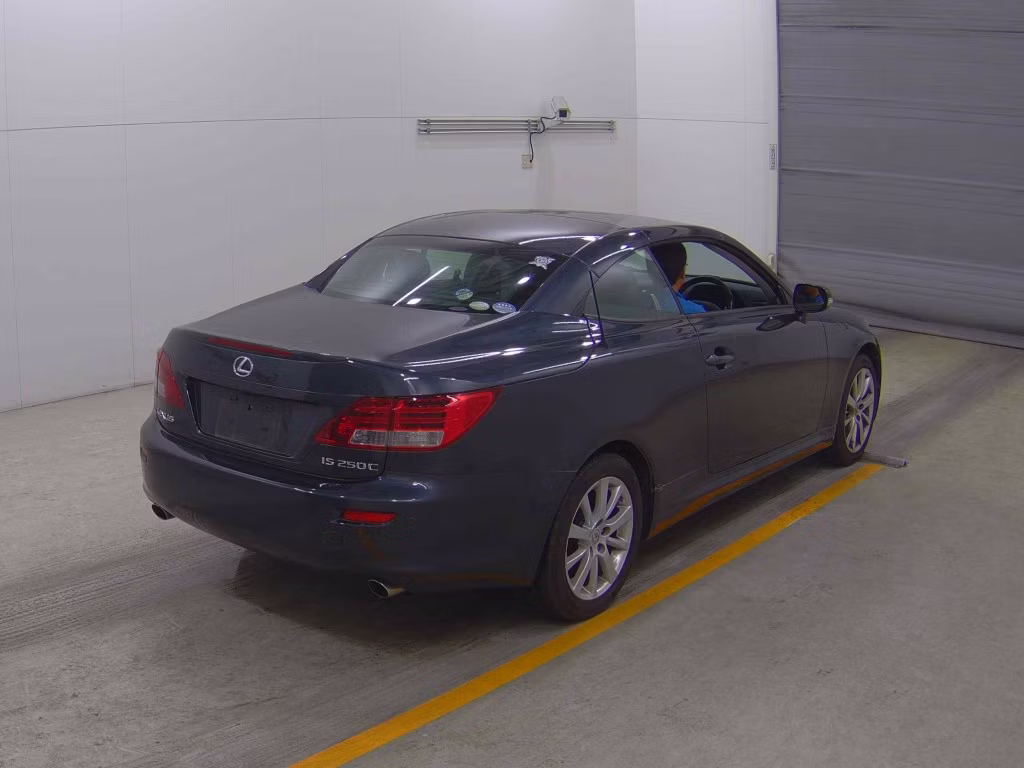 LEXUS IS250