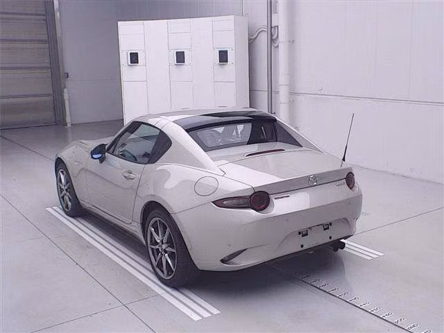 MAZDA ROADSTER