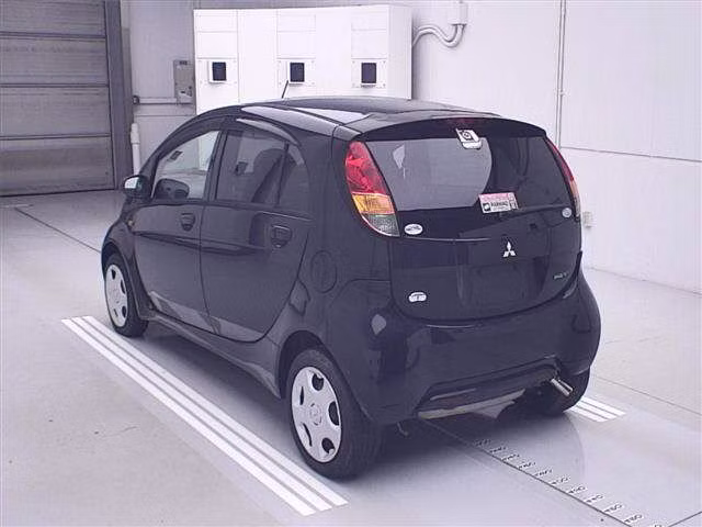 MITSUBISHI I