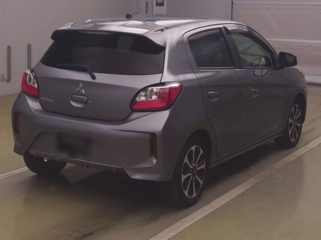 MITSUBISHI MIRAGE