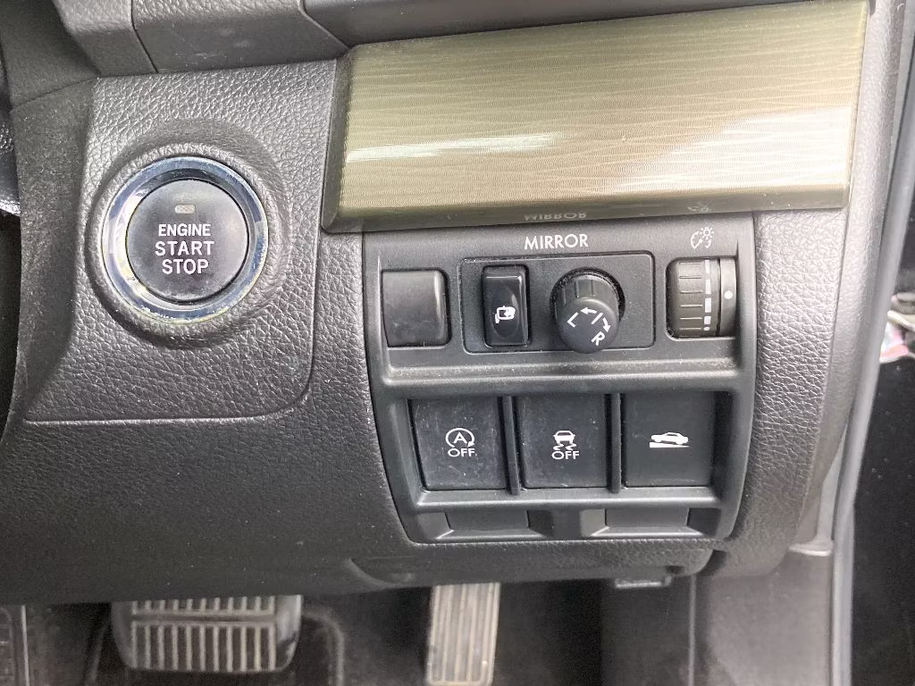 SUBARU LEGACY