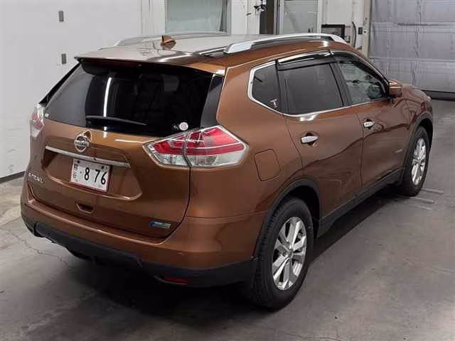NISSAN X-TRAIL