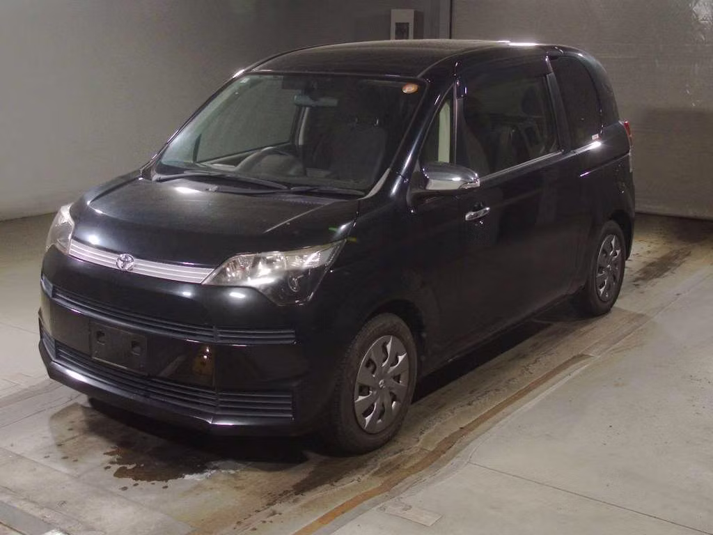 TOYOTA SPADE