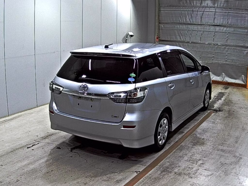 TOYOTA WISH