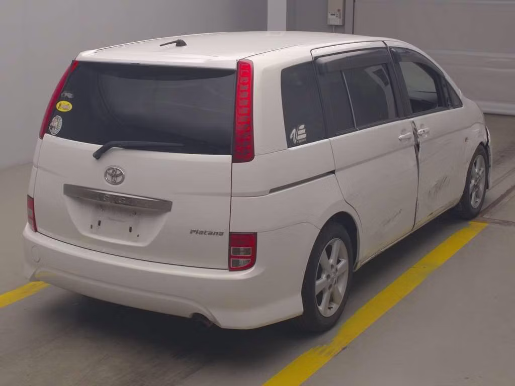 TOYOTA ISIS