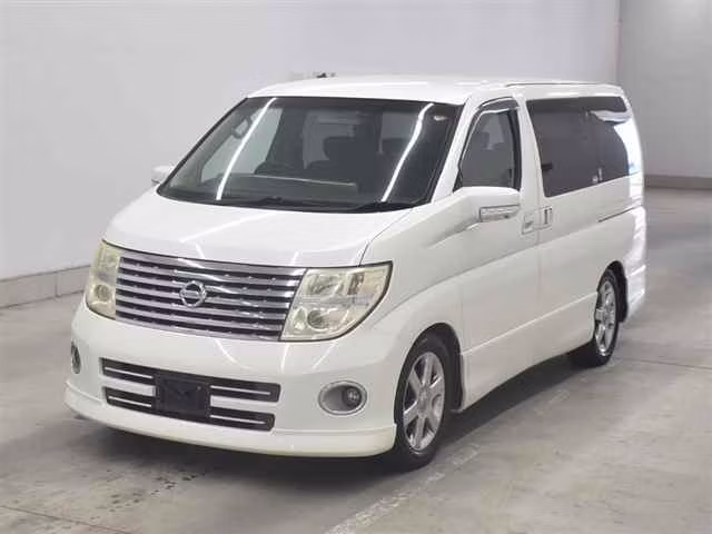 NISSAN ELGRAND