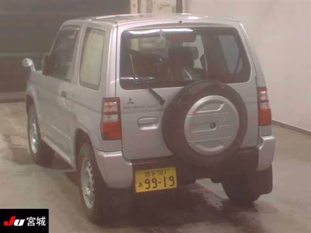 MITSUBISHI PAJERO MINI