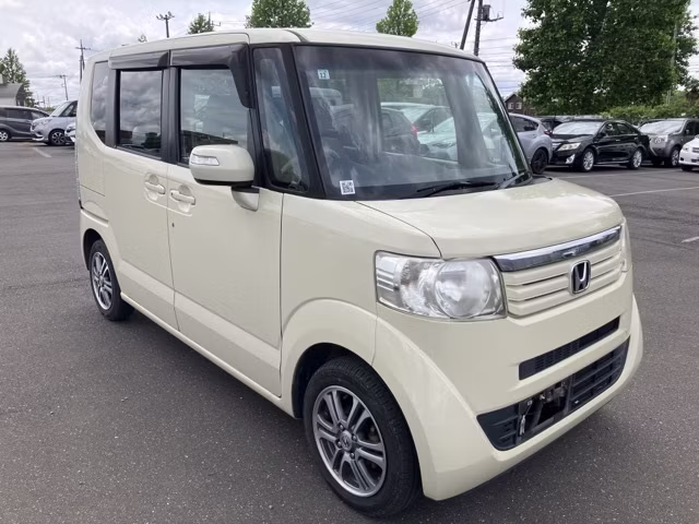 HONDA N-BOX